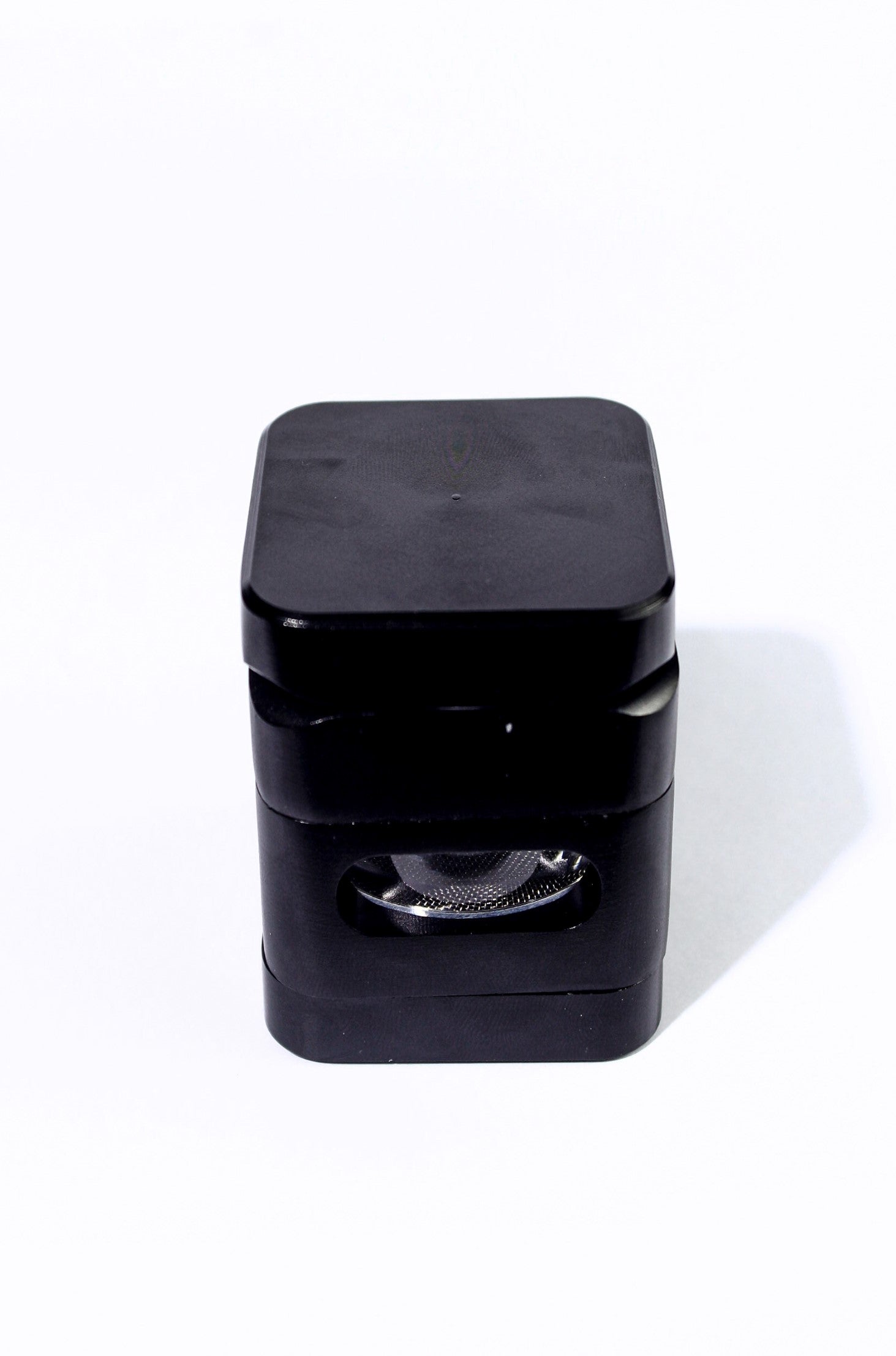 Black square 4pc grinder