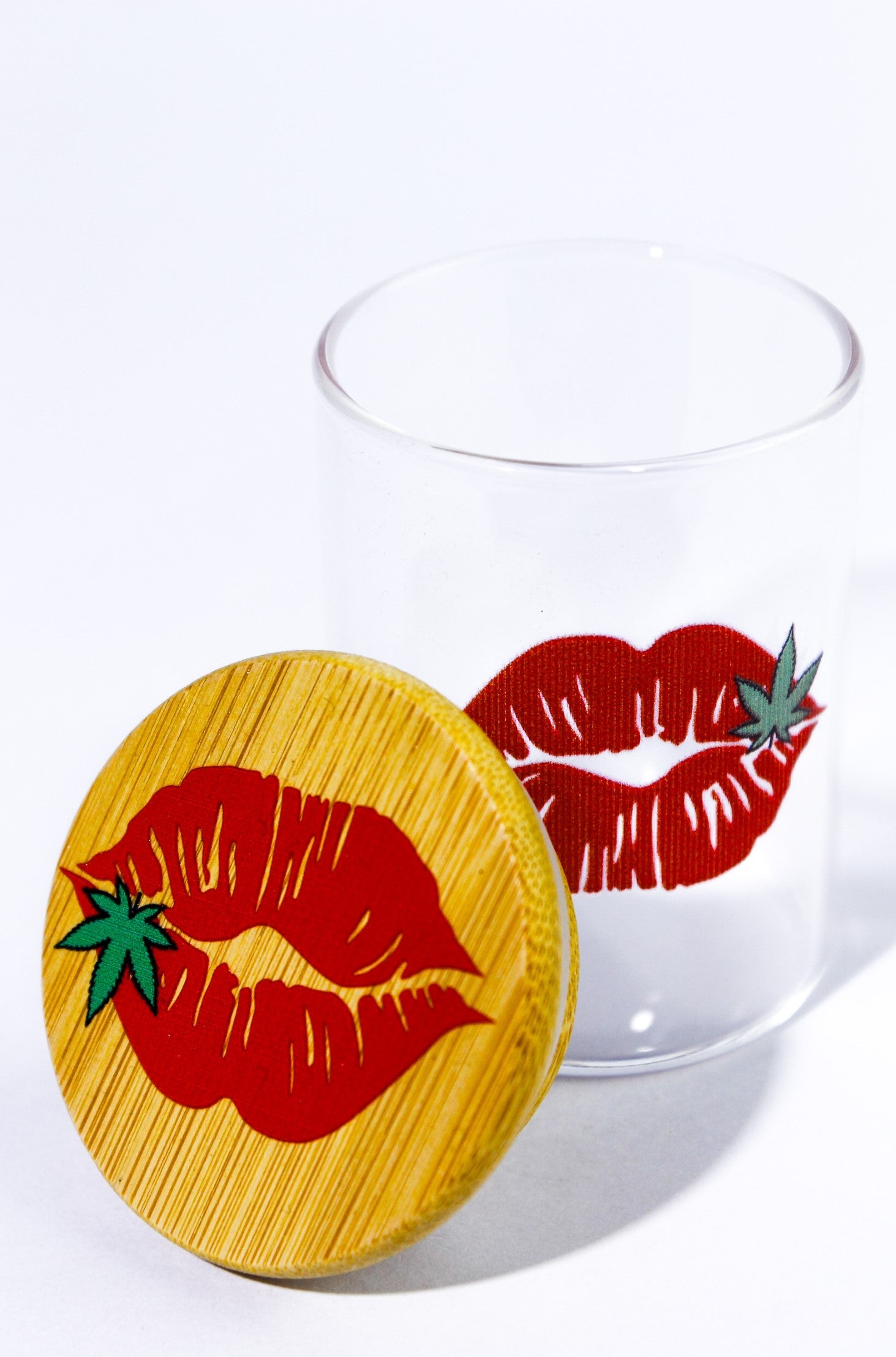 Lips jar with bamboo lid