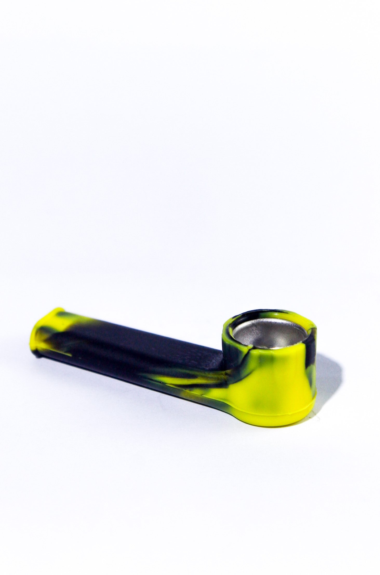 Hand held pipe
